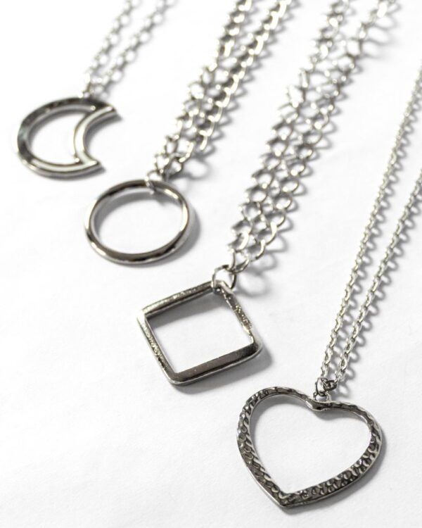 Collares metalicos